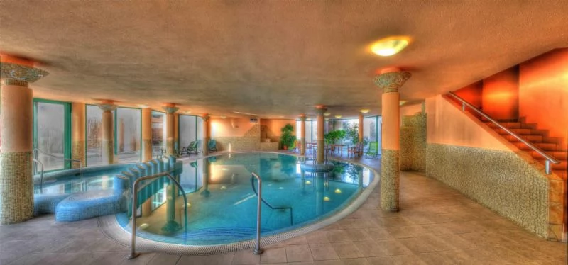 Lugas Wellness Hotel