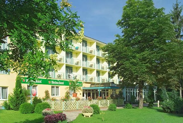 Hotel Reál***