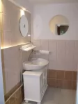 4 fős Kerti apartman tusoló