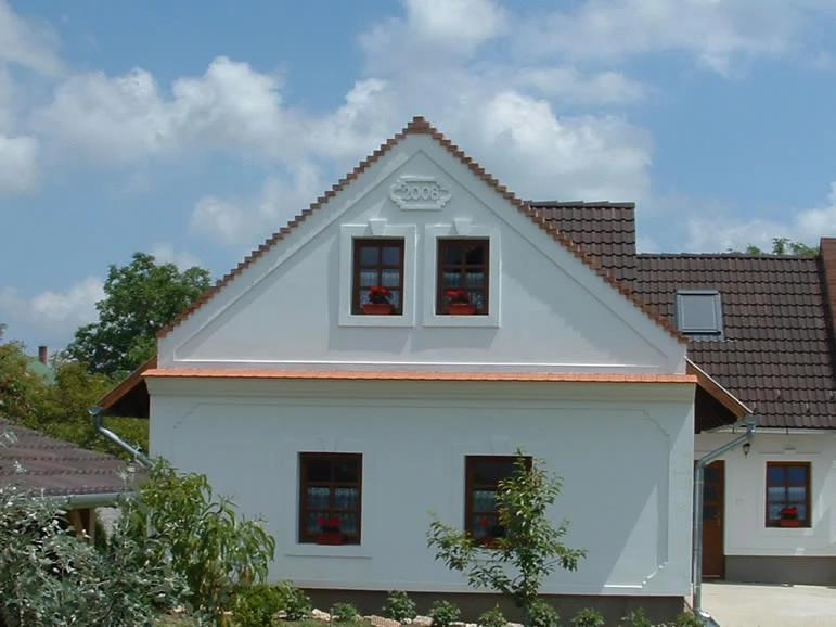 Királyház, Magyarpolány