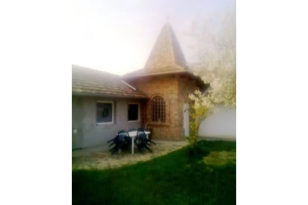 Anna Apartman