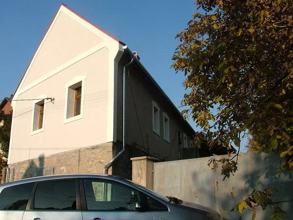 Pajta Porta, Dudar