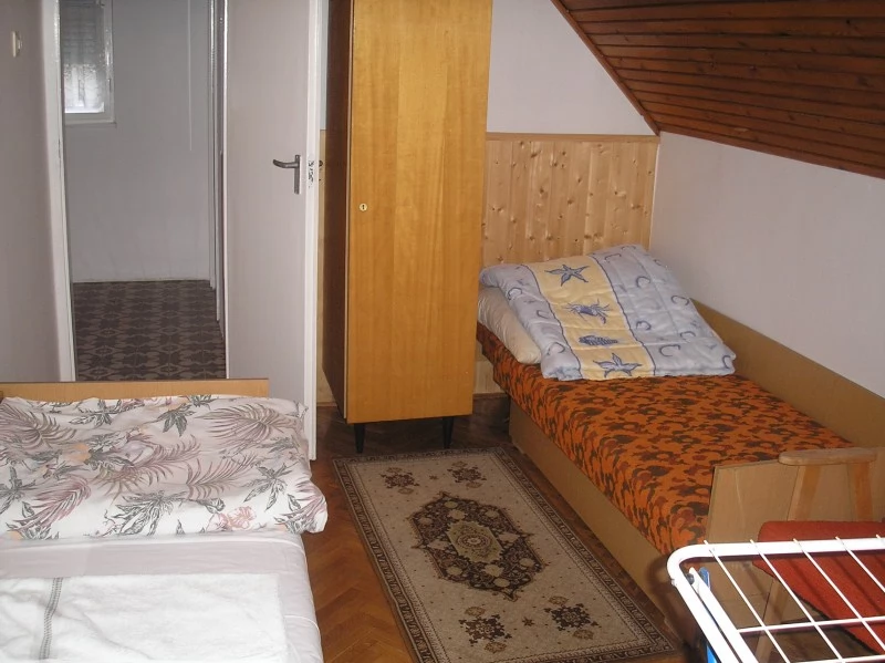 Esthajnal nyaraló